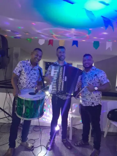 FORRO PE DE SERRA ( TRIO NO CEGO)
