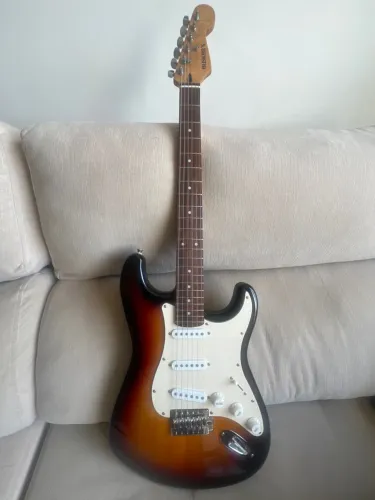 Torro Guitarra Strato!! (Parcelo até 10x)