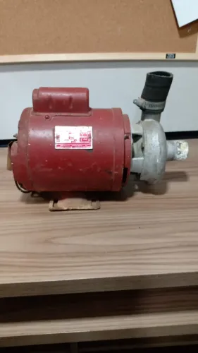 Bomba d'água + Lote Motores Eletricos