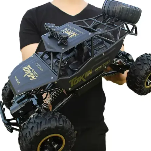 Carrinho de controle Remoto Rock Crawler Off-road 4x4 Escala 1:12 - De 37 Cm Preto