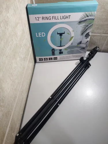 Ring Light 12'' LED - Perfeita para Fotos, Vídeos e Lives/Streaming.