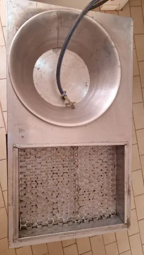 Carrinho em aço inox de fritar pastel