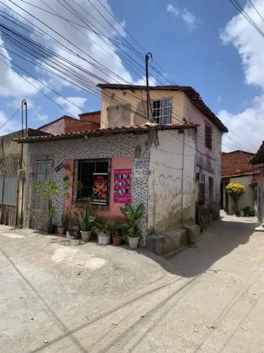 Vende-se essa casa interessado chamar no pv
