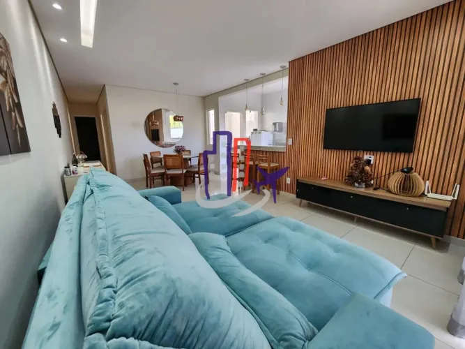 Casa Para Vender com 02 quartos no bairro Vale das Orquídeas em Contagem