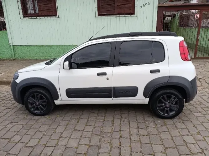 Fiat Uno WAY Celeb. 1.0 EVO Fire Flex 8V 5P 2012