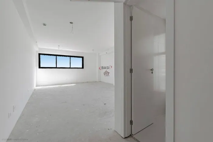 SALA COMERCIAL Á VENDA NO BAIRRO BOA VISTA - DIVISA COM CABRAL