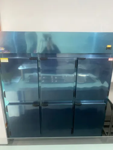 NZ. Geladeira Industrial 6 Portas inox 