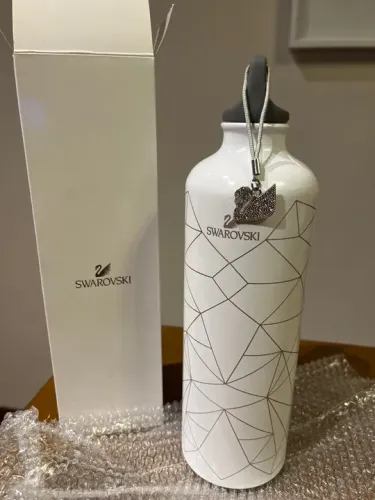 Garrafa de água Swarovski NUNCA USADA
