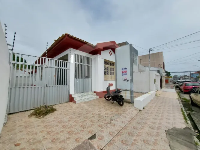 Casa comercial no Bairro São José com 5 quartos.
