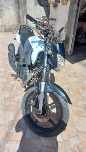 Vendo moto 