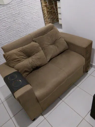 Sofá 2 lugares simples
