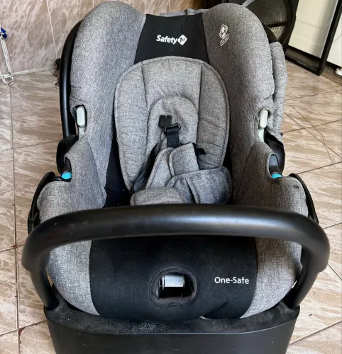 Bebê conforto com base