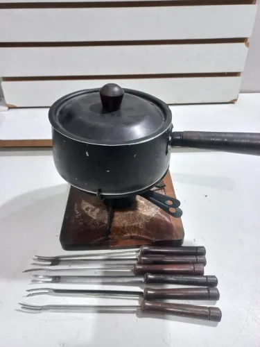Antiga panela de fundue 6 garfos