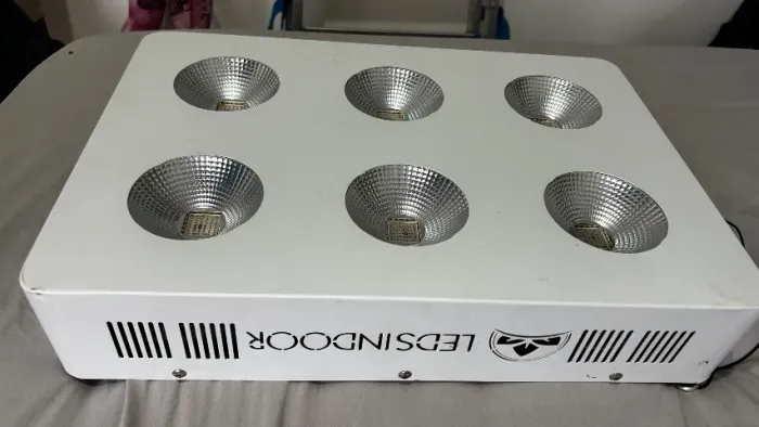 Painel LED Grow Leds Indoor 600W Full Spectrum - Cultivo Indoor