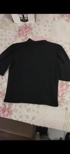 4 Blusinhas femininas por 50,00