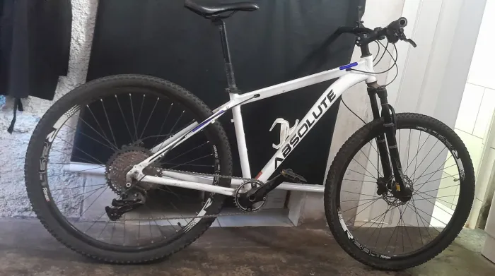 Bicicleta absolute aro 29