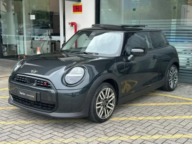 Mini Cooper 2.0 16V Twinpower Gasolina S 2P Steptronic 2025