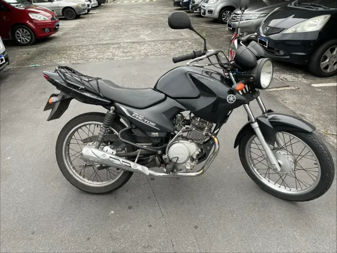 Factor 125k 2011 com 65.000 km
