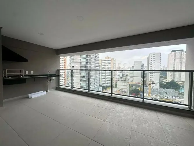 Apartamento à venda na Vila Mariana próximo do Metro 3 suítes 2 vagas com lazer