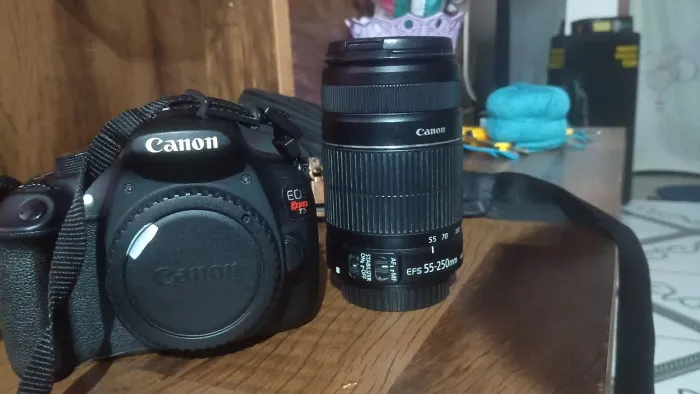 Canon T5+lente 55-25mm