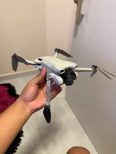 Drone DJI mini 3 Danificado Aceito cartão