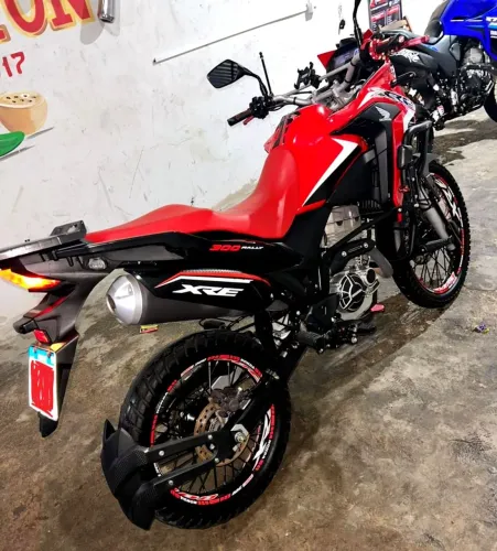Honda XRE 300 Rally ABS 2023 - Apenas 10 Mil Km - Impecável