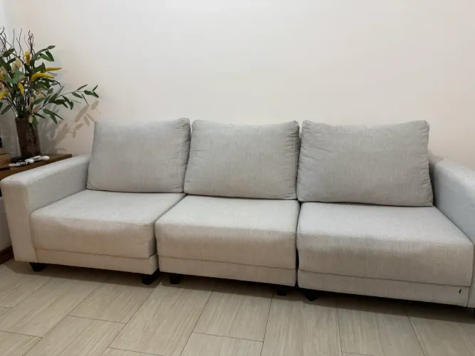 Sofá Moderno de 3 Lugares
