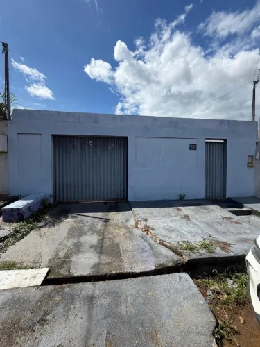 VENDE-SE CASA- BAIRRO DOS MINÉRIOS 