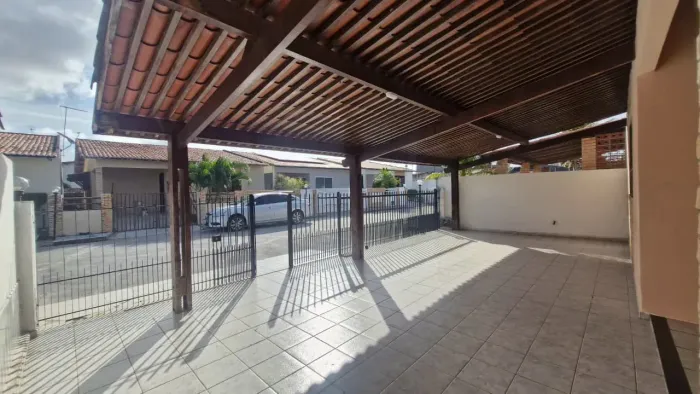 Imóvel para aluguel tem 190 metros quadrados com 3 quartos em Nova Parnamirim - Parnamirim