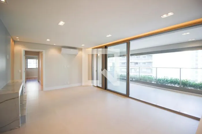 Apartamento à Venda - Moema, 3 Quartos, 150 m2