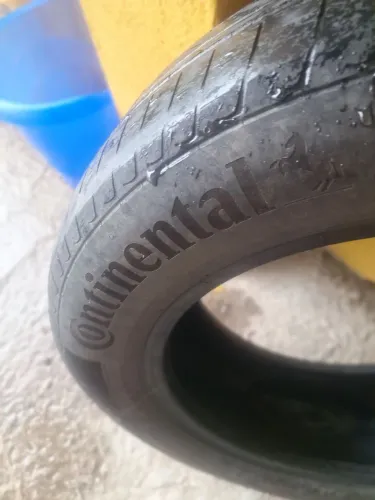 Vendo Pneu Aro 15