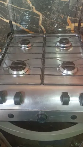 Fogão Eletrolux de inox 4 bocas