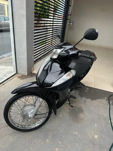Honda Biz 110i Conservada