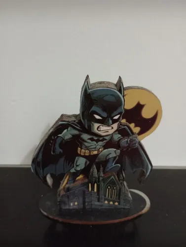 Kit 2 displays decorativos geek -- Batman + fantasia medieval