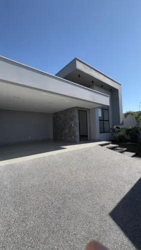 Excelente casa a venda em Varginha