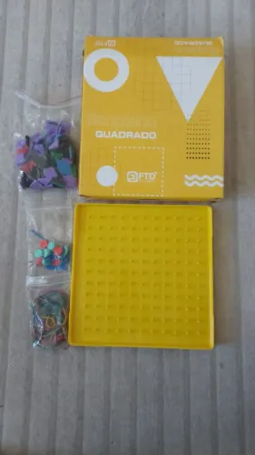 Geoplano Quadrado FTD Dupla Face (2 Lados) Completo - Excelente Estado