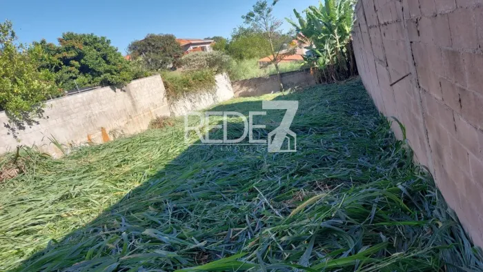 Terreno à venda no Parque das Universidades, Campinas: 540m², murado e com segurança 24h!
