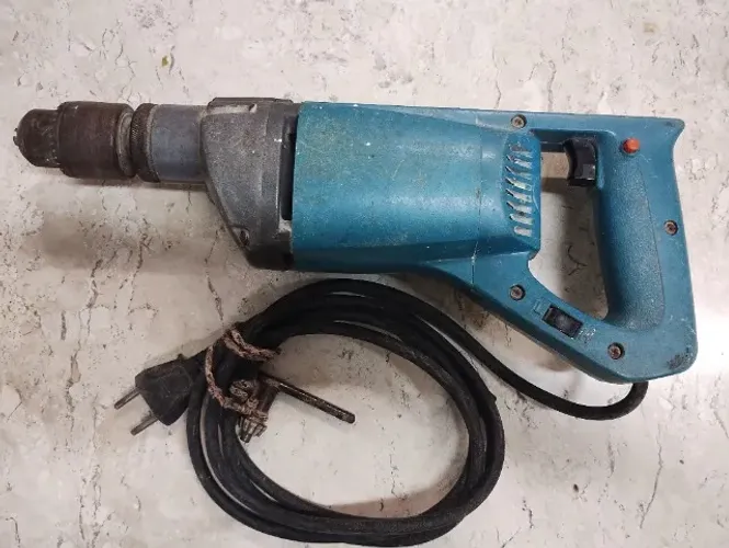 Martelete Makita/Furadeira 3/4" 110volts - funcionando