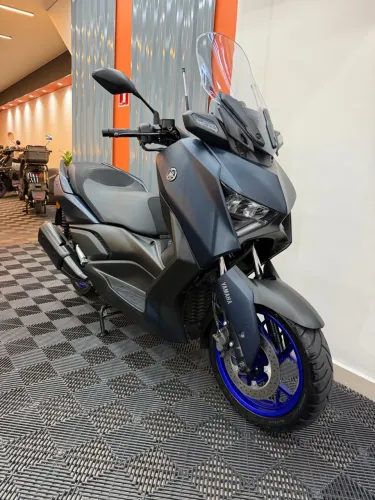 Yamaha XMax 250 Connected 2025