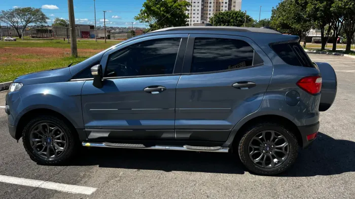 Ford Ecosport Freestyle 1.6 16V Flex 5P 2013