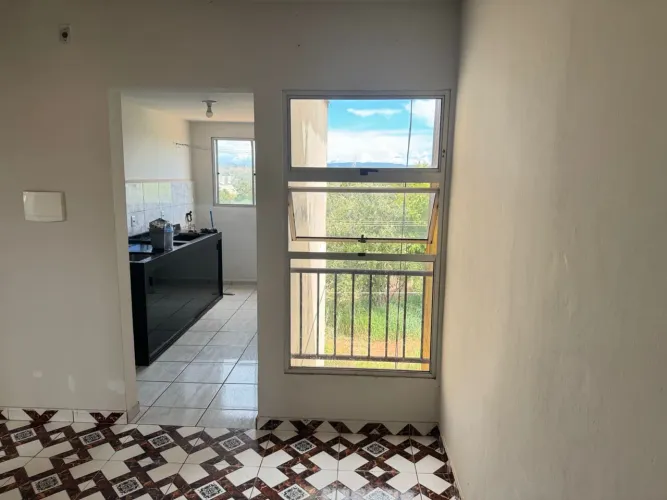 Apartamento de 2 Quartos com Ar-Condicionado - Residencial Flores do Cerrado (Taquaralto)