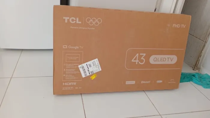 Tv smart 43p lacrada