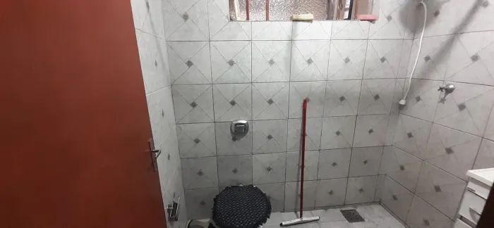 Vendo ou troco casa