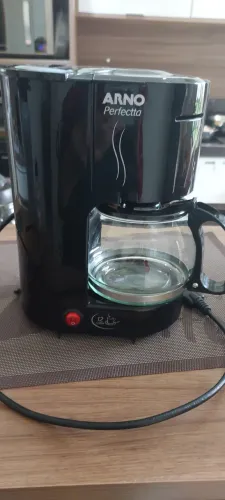 Cafeteira Elétrica Arno Perfectta 127w.                            A jarra nova nunca usei