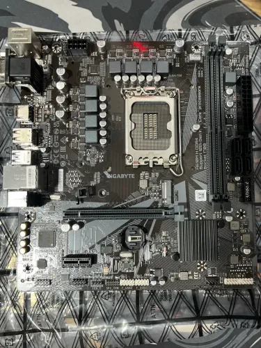 Placa mãe h610m