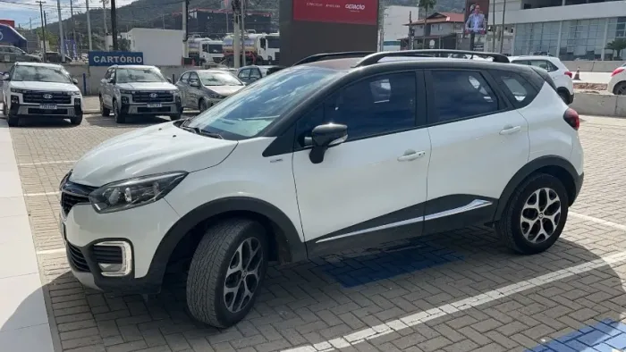 Renault Captur Intense Bose 1.6 16V Flex 5P AUT 2021