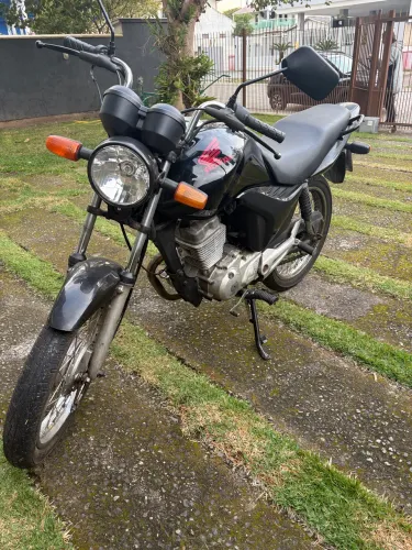 OPORTUNIDADE: moto em excelente estado e custo benefício