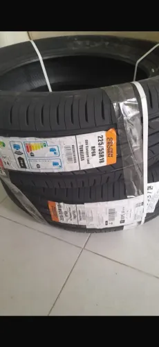 Pneu 225/55r18 o par 