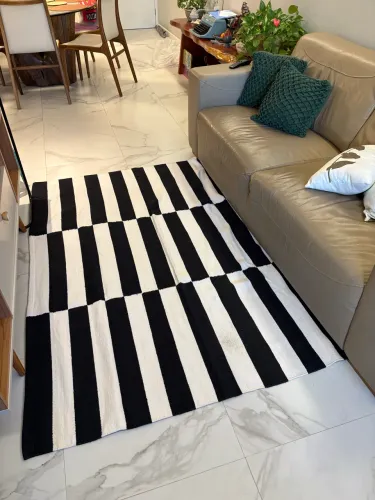 Tapete 1.90 X 1.50 Preto e Branco