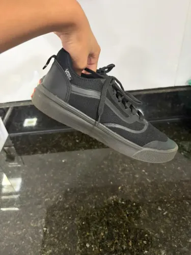 Tênis Vans Ultrarange Exo black  38 unissex <br>usado poucas vezes, em um bom estado, usável.